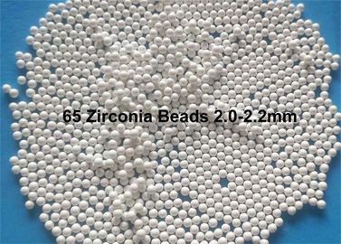 عمودي طحن مطحنة حبات سيليكات الزركونيوم 1.6 - 1.8 ملم / 2.0 - 2.2 ملم 65 حبات زركونيا