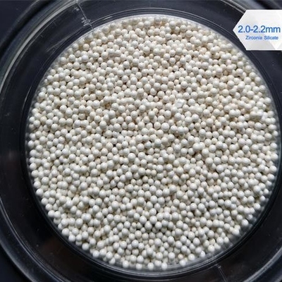 1.8 - 2.0mm / 2.0 - 2.2mm كرات السيراميك زركونيا ، 1.1KN كرات طحن السيراميك