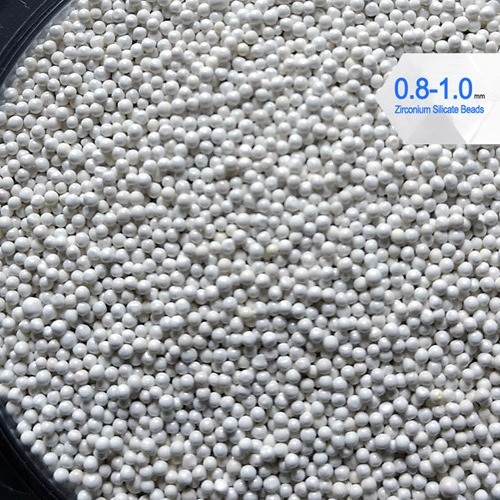 900 HV حبات سيليكات الزركونيوم 0.8-1.0mm 4g / cm3 الكثافة لطابعة حبر الطحن